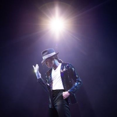 Review: MJ: THE MICHAEL JACKSON MUSICAL at Crown Theatre