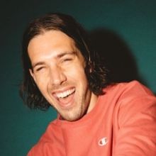 Jake Scott Shares New Song 'Green Eyes'