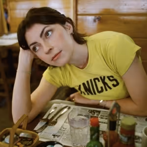 Anna Shoemaker Unveils 'Close To The Sun'