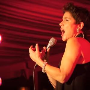 CHRISTINE ANDREAS: PARIS TO BROADWAY Comes To Hamptons Summer Songbook By The Sea