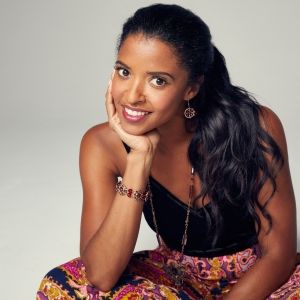 Interview: Renee Elise Goldsberry Goes Beyond Broadway at The Hobby Center