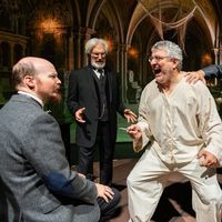 Review: DRACULA at Carlisle Theatre Photo