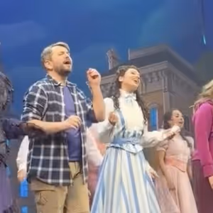 Video: SCHMIGADOON! Celebrates RENT 30th Anniversary With 'Seasons of Love'…