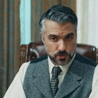 VIDEO: Jaime Camil Romances Cecily Strong in a New Sneak Peek at Friday's…