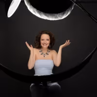 BWW Feature: Niki Scalera brings BROADWAY & BEYOND t0 the Italian American Club Of…