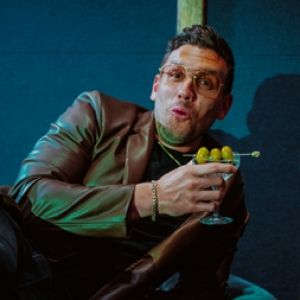 Chris Distefano Comes to the Paramount Theatre in December