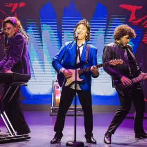 Review: THE WEDDING SINGER at Royale Theatre At Planet Royale