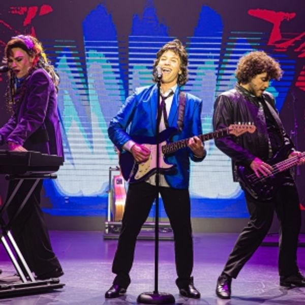 Review: THE WEDDING SINGER at Royale Theatre At Planet Royale Photo