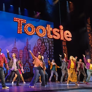 Review: TOOTSIE at Starlight Theatre