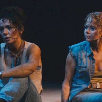 Video: Amy Lennox and Rachel Tucker in THELMA & LOUISE Trailer
