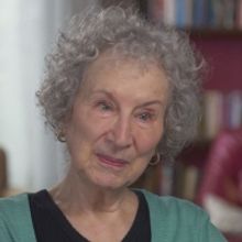 VIDEO: Margaret Atwood Talks THE HANDMAID'S TALE on CBS SUNDAY MORNING