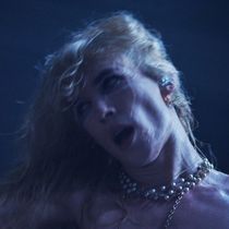 Video: 2hollis Releases New Concert Film from Los Angeles Performance