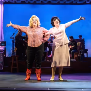 Review: ALWAYS...PATSY CLINE at Theatre By The Sea