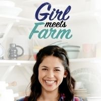Food Network Signs Exclusive Deal with GIRL MEETS FARM's Molly Yeh
