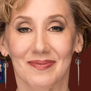 Interview: Joanna Glushak's Not Giving Away any Clues for CLUE
