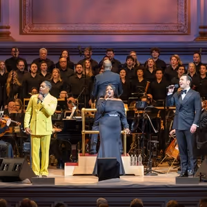 Review: The New York Pops Time Travels Through American Music at Carnegie Hall