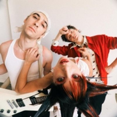 KITTEN Releases New Song 'What Year Are We In'