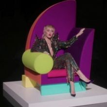 VIDEO: Miley Cyrus Talks About Godmother Dolly Parton on THE TONIGHT SHOW