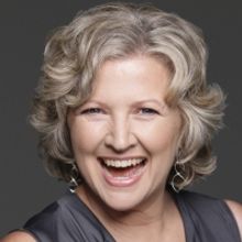 Carolyn German Gives UNSOLICITED ADVICE At Don't Tell Mama