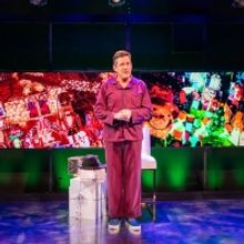 BWW Review: More Than One Door Swings Open In A Funny And Thoughtful Play THE SANTA C