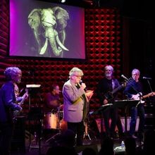 Review: Paul Muldoon and Rogue Oliphant Forge Poetry at Joe's Pub