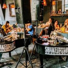 The Next DUELING PIANOS Boozy Brunch Will Be Held This Weekend