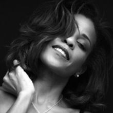 Nicole Henry of FEELING GOOD at Feinstein's/54 Below