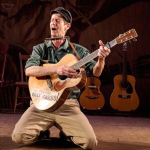 BWW Reviews: WOODY SEZ: THE LIFE & MUSIC OF WOODY GUTHRIE at Dupont Underground