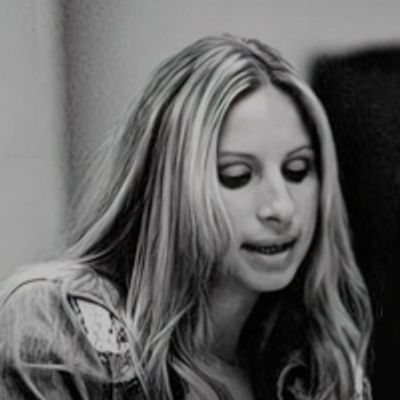 VIDEO: Barbra Streisand Duets With Willie Nelson on 'I'd Want It To Be You'