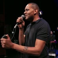 BWW Review: Ahamefule J. Oluo Honors His Single Mom With His Jazz-Infused SUSAN