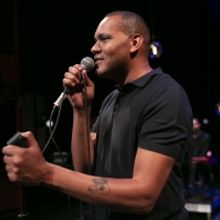 BWW Review: Ahamefule J. Oluo Honors His Single Mom With His Jazz-Infused SUSAN