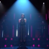 VIDEO: Watch SHAED Perform 'Trampoline' on LATE NIGHT WITH SETH MEYERS Video