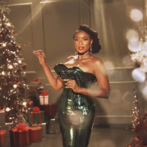 Jennifer Hudson Releasing First-Ever Holiday Album