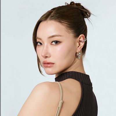 Interview: Jan Ployshompoo Supasap & JingJing Yu Reflect on ENEMIES WITH BENEFITS