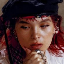 Saya Gray Announces New EP 'Qwerty II'