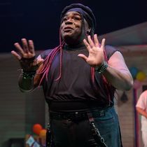 Interview: Je’Shaun Jackson Talks 'Juicy' Details of FAT HAM at Orlando Shakes