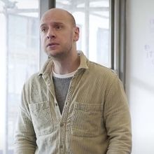 Video: Behind the Scenes of CAPTAIN AMAZING at Southwark Playhouse Borough