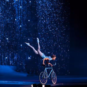 Review: 'TWAS THE NIGHT BEFORE...BY CIRQUE DU SOLEIL at Northrop