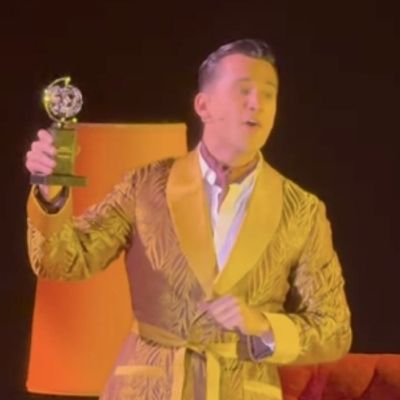 Video: MAYBE HAPPY ENDING Shows Off Their New Tony Award Mid-Song