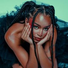 King Isis Shares New Single For 'MAKE IT UP'