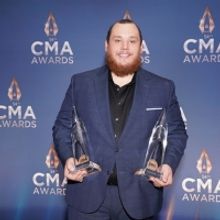 Luke Combs Wins Male Vocalist of the Year and Album of the Year at THE 54TH ANNUAL CM