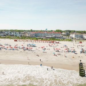 HARRY'S OCEAN BAR & GRILL and THE MONTREAL BEACH RESORT Announce Upcoming Events