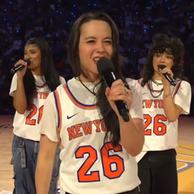 Video: HAMILTON Stars Perform 'The Schuyler Sisters' at the NBA Finals