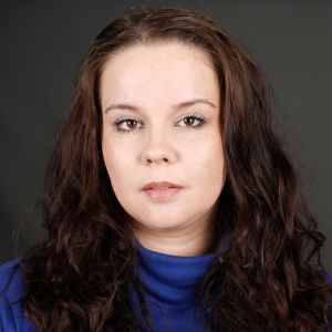“I Really Believe Theater Has a Special Power to Heal”, Liuski Celebrates Her…