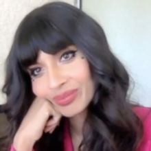 Video: Jameela Jamil & Flula Borg Talk PITCH PERFECT: BUMPER IN BERLIN Musical Number