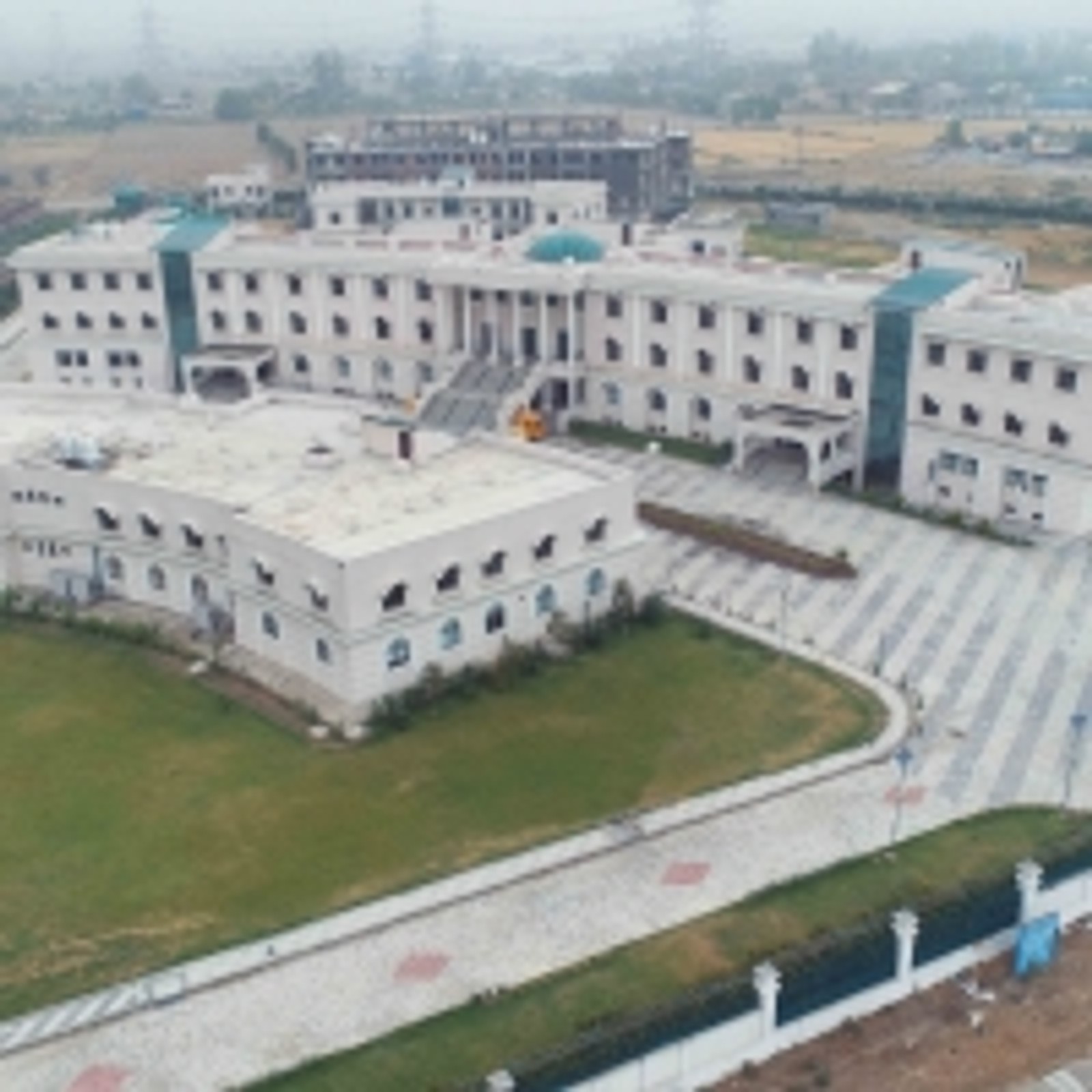World University of Design Invites Applications for Scholarships up to 100% for Harya