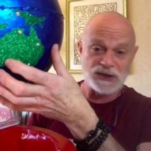 VIDEO: Billy Hipkins Shares His Award Winning Bonnets in the Latest Episode of FINISH