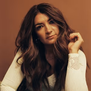 Tenille Townes Adds New Dates to Intimate 'Living Room Tour'