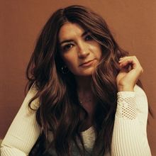 Tenille Townes Adds New Dates to Intimate 'Living Room Tour'