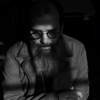 Steve Earle & The Dukes Release New Track 'Champagne Corolla'